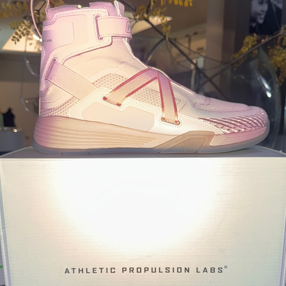 APL MENS SUPER FUTURE
